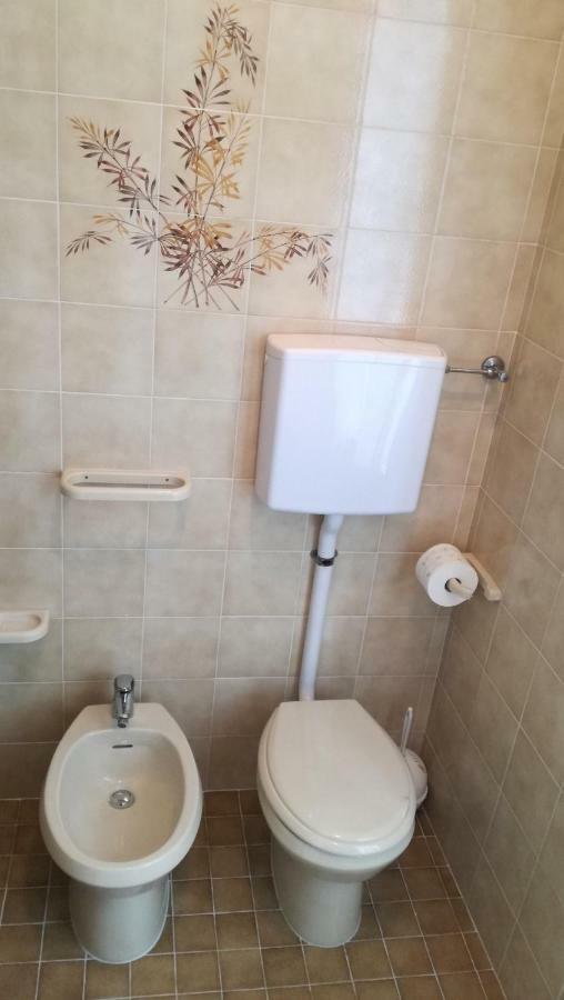 Апартаменти La Casa Di Clara Ombrellone Con 2 Lettini Al Lido San Giuliano Gratis E Parcheggio Privato Gratis Ріміні Екстер'єр фото